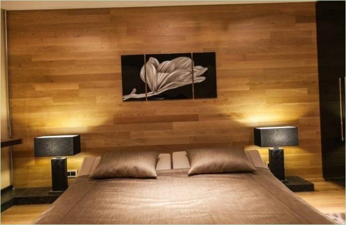Laminát v spálni na stene: dokončovacie možnosti v interiéri