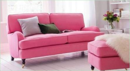 Ružové sofa v interiéri