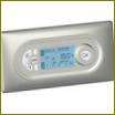 Na obrázku: programovateľný termostat Celiane od spoločnosti Legrand