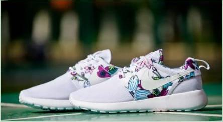 Roshe tenisky