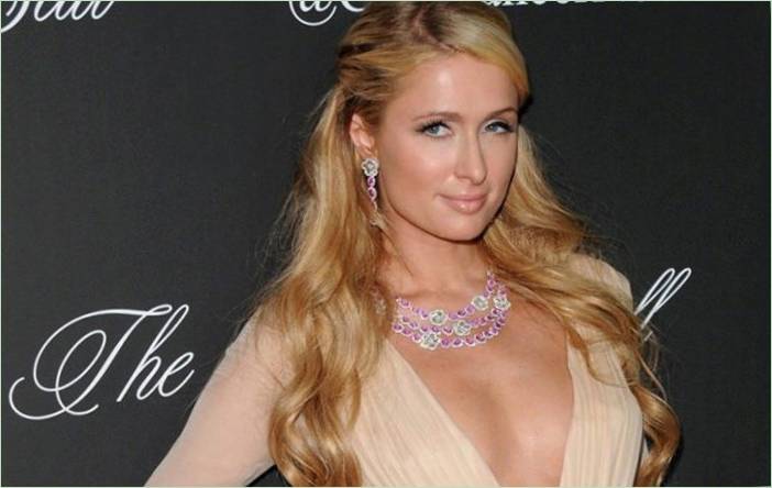 Bey, ponížený a uškrtený: Paris Hilton povedal o krutosti jeho ex-milencov