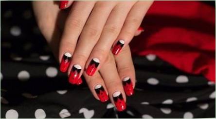 Červená čierna manikúra - inkarnácia jasu a elegancie