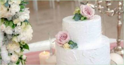 Svadobné koláče so živými kvetmi: funkcie a možné možnosti