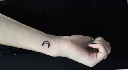 Čo robiť tetovanie s mesiacom a to, čo sa stalo,?