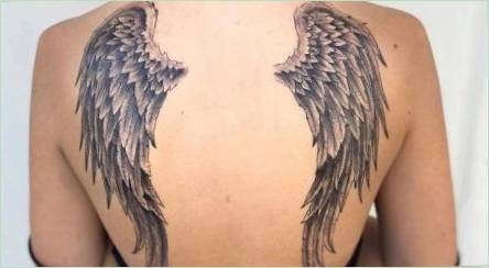 Prehľad tetovanie s anjelskými krídlami